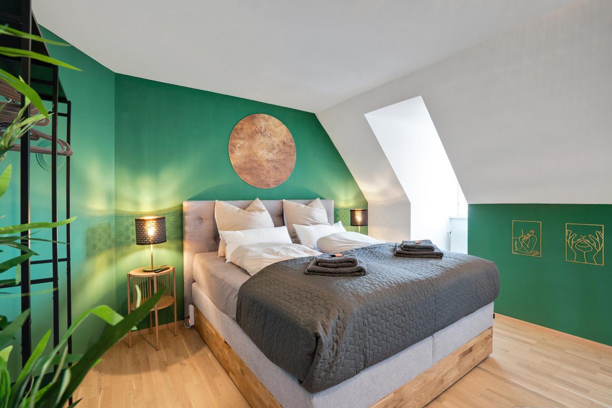 Emerald Suite By Hero Homes - Erstklassige Lage Im Historischen Zentrum - Self-Check-In Graz Exterior foto